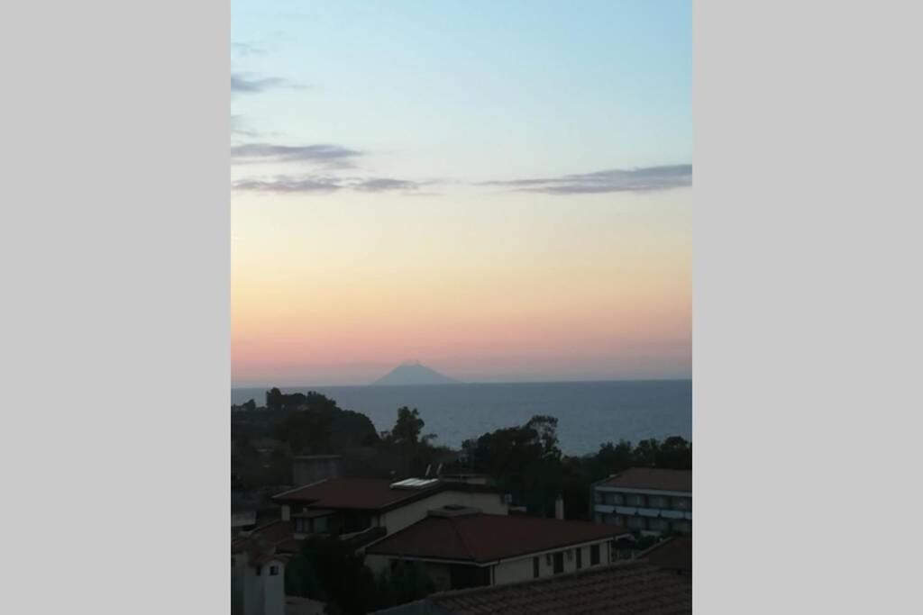 Appartamento Orizzonte Stromboli Tropea Exteriör bild